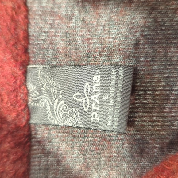 PrAna Glen Ivy Quilted Pullover - Picture 2 of 3